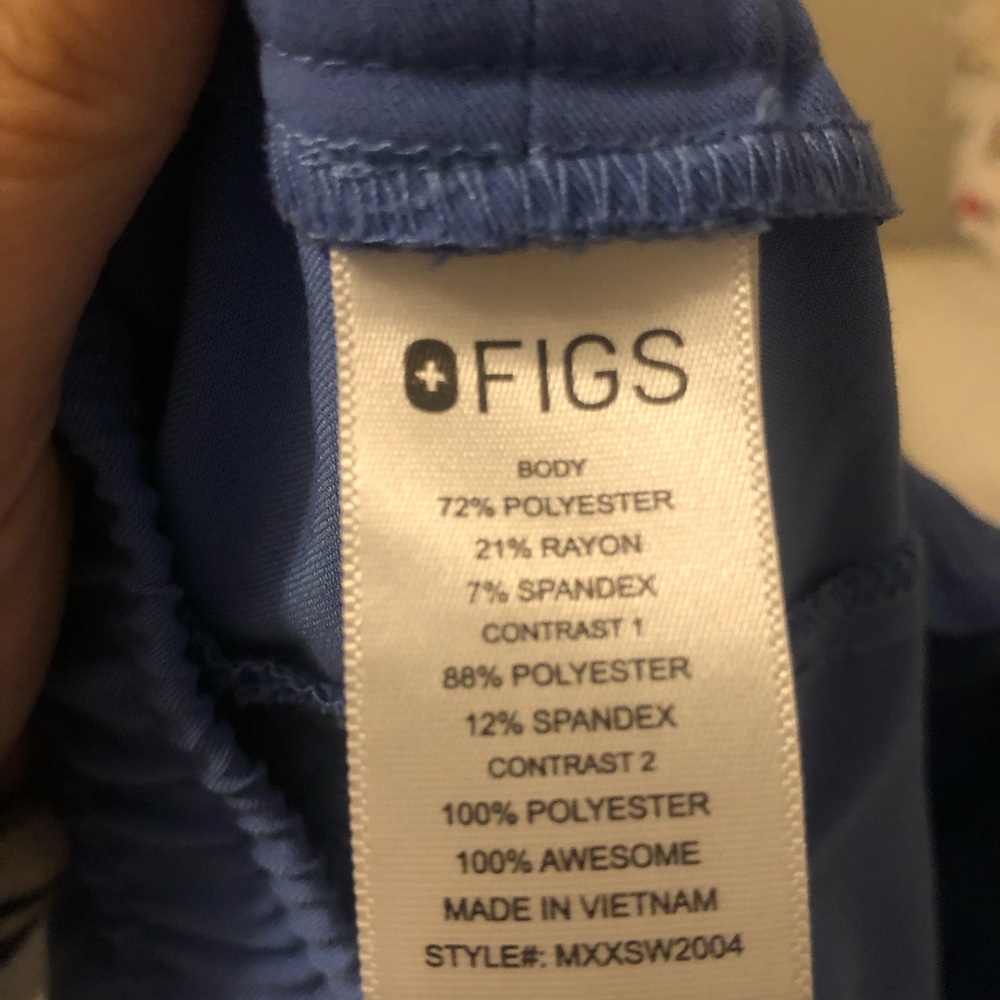 FIGS Scrubs price/each piece - Picture 14 of 14